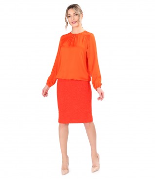 Bluza eleganta din viscoza satinata si fusta din bucle cu lana si alpaca