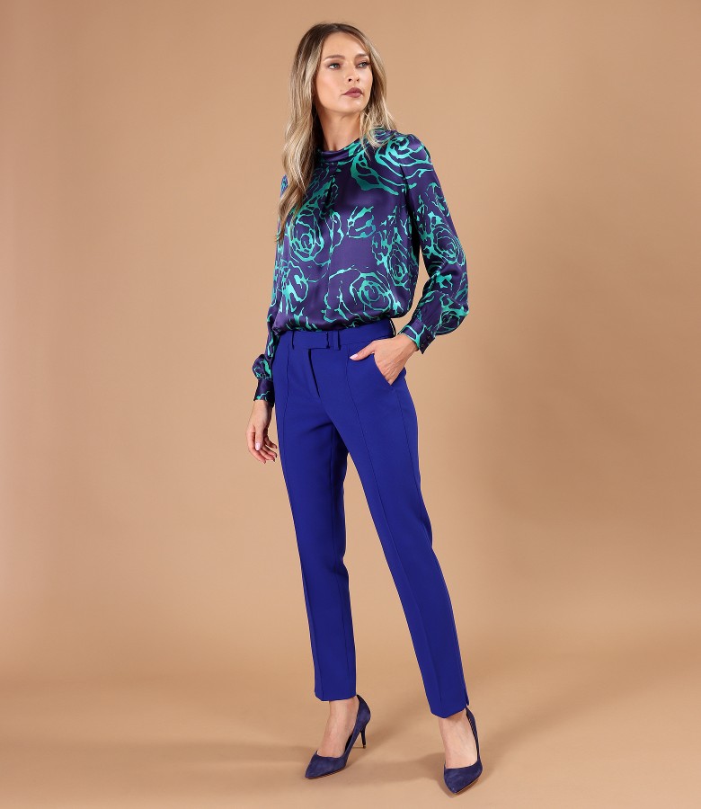 Pantaloni pana cu bluza lejera din viscoza