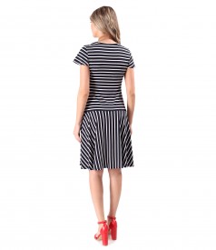 Rochie din jerse elastic de viscoza imprimat cu dungi