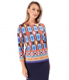 Bluza din jerse elastic imprimat cu motive geometrice